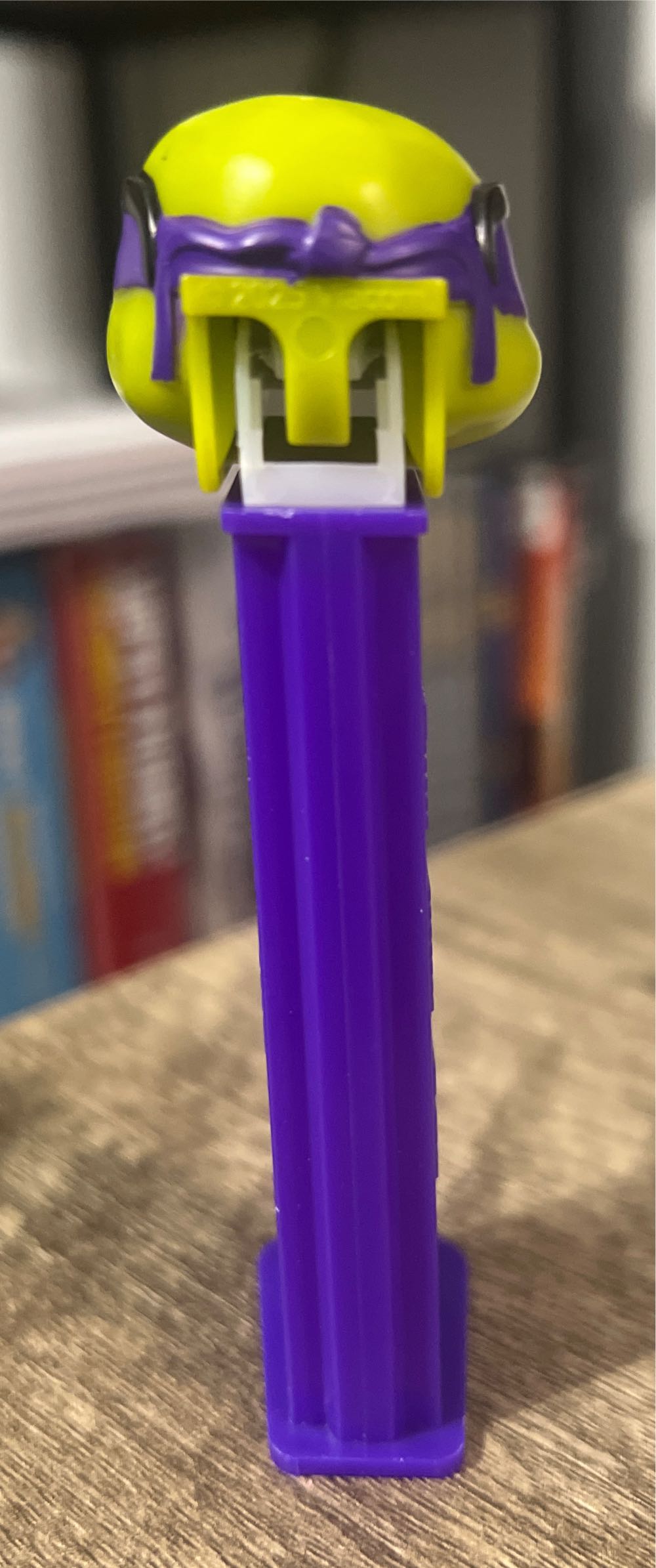 Michelangelo D - Teenage Mutant Ninja Turtles pez collectible - Main Image 3