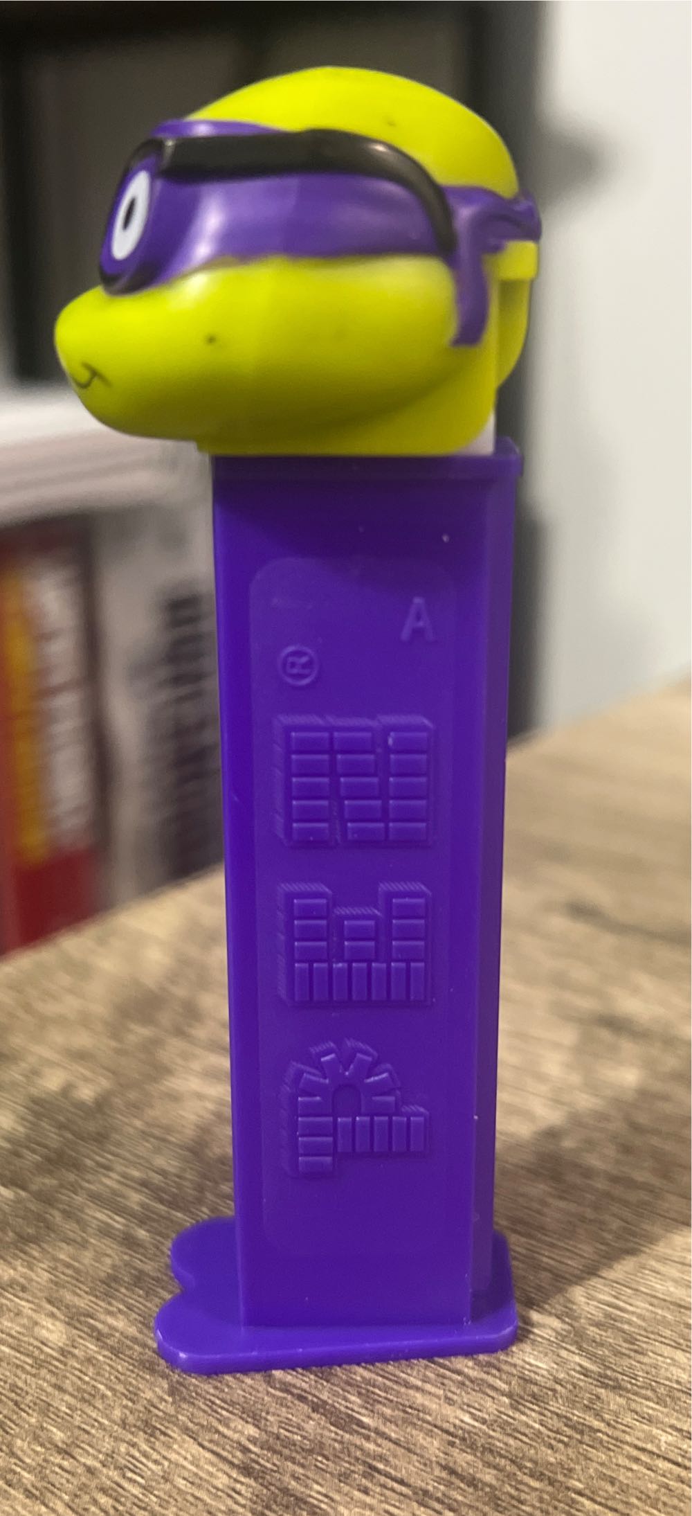 Michelangelo D - Teenage Mutant Ninja Turtles pez collectible - Main Image 4
