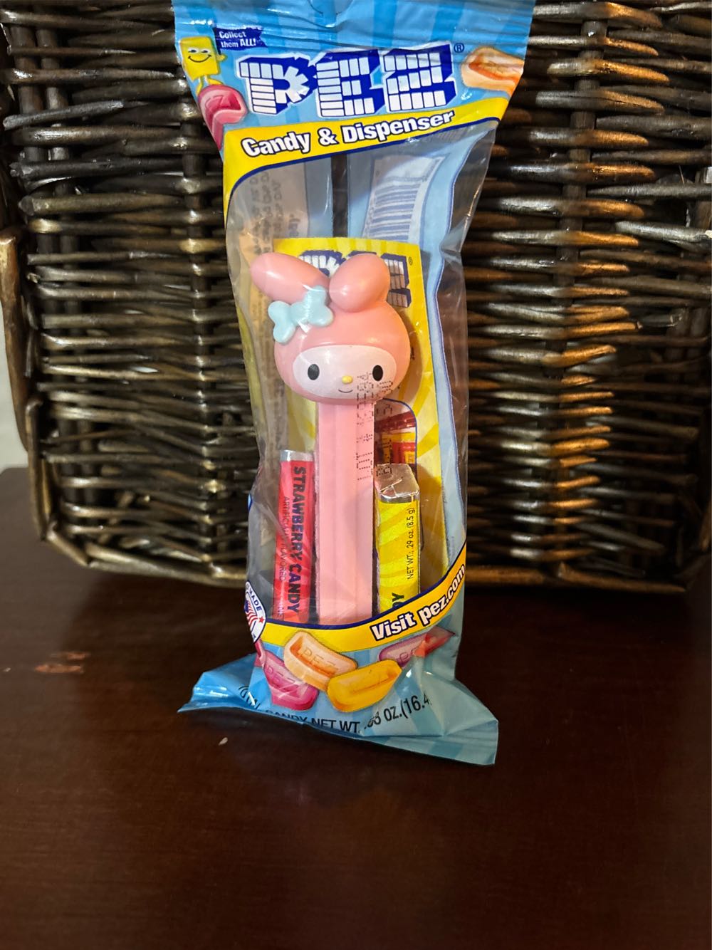 My Melody Blue Bow - Hello Kitty pez collectible - Main Image 2