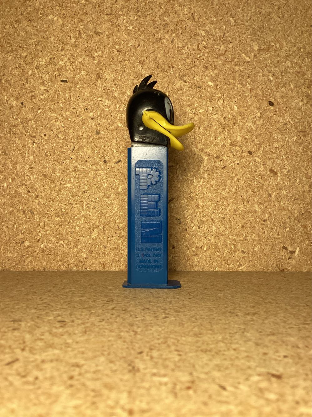Looney Tunes-Daffy Duck A Separate Beak - Looney Toons pez collectible - Main Image 2