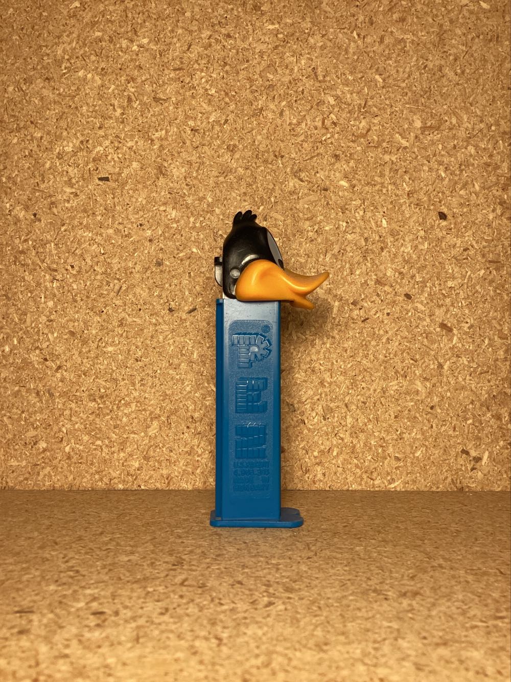 Looney Tunes-Daffy Duck  C - Bugs Bunny - Looney Toons pez collectible - Main Image 2