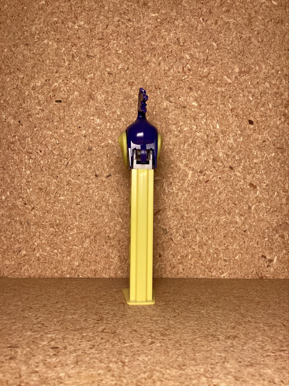 Looney Tunes-Road Runner  A - Looney Toons pez collectible - Main Image 3
