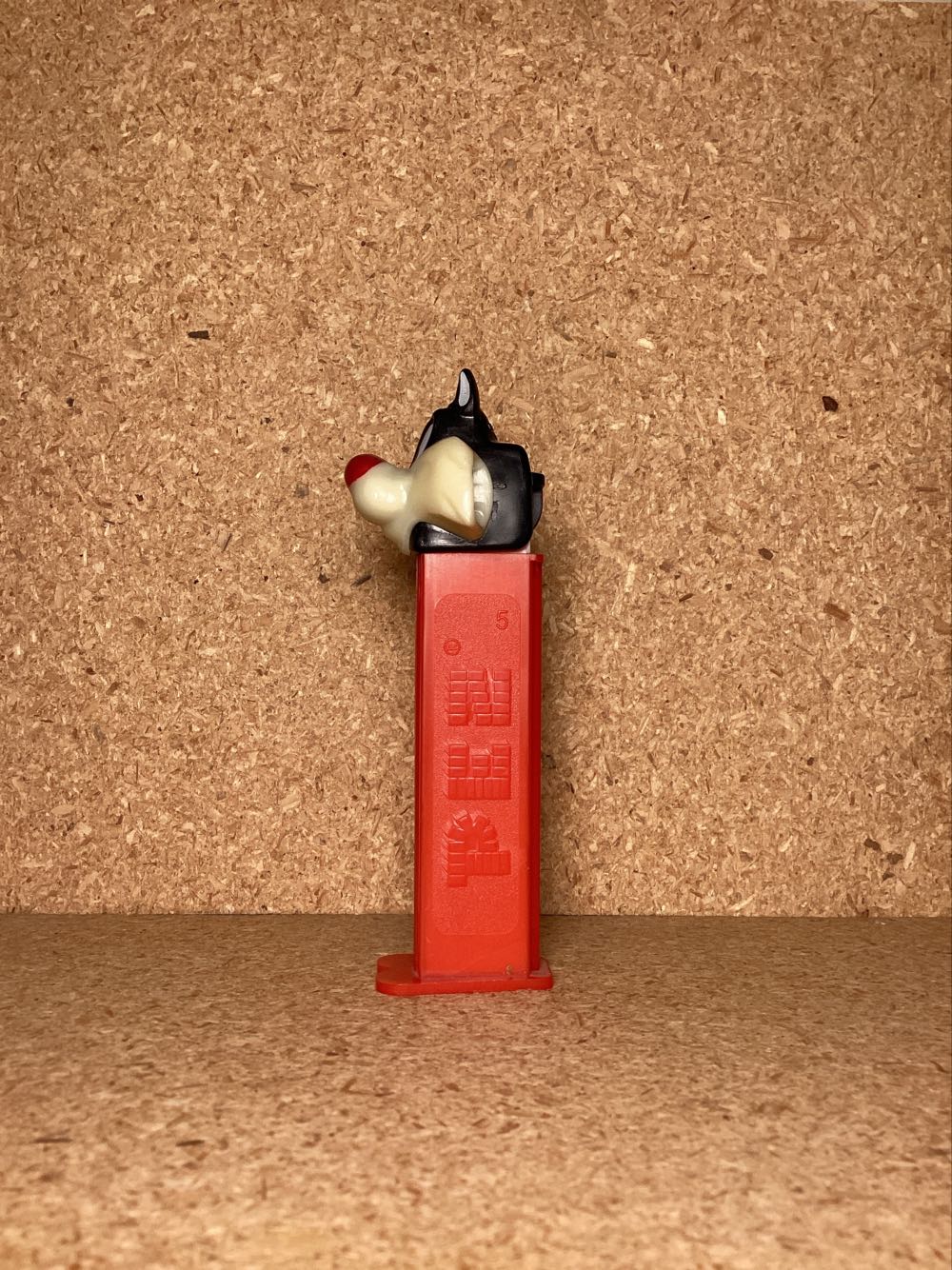 Looney Tunes-Sylvester  C - Looney Toons pez collectible - Main Image 4