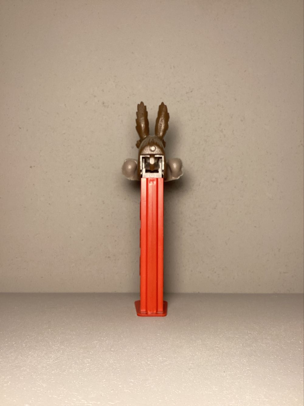 Looney Tunes-Wile E. Coyote - Looney Toons pez collectible - Main Image 3