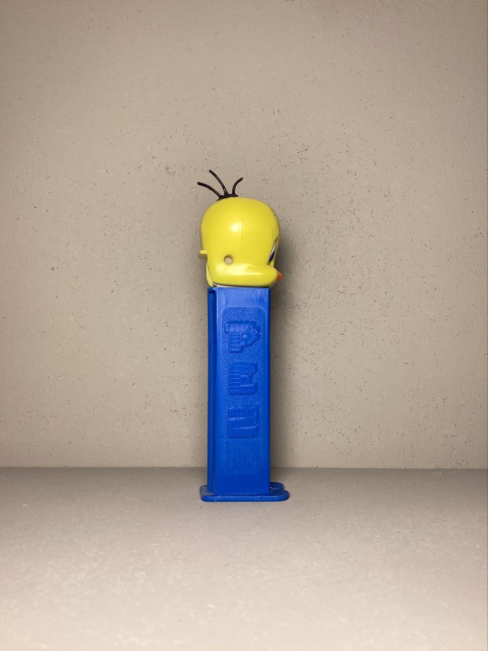 Looney Tunes-Tweety A - Looney Toons pez collectible - Main Image 2