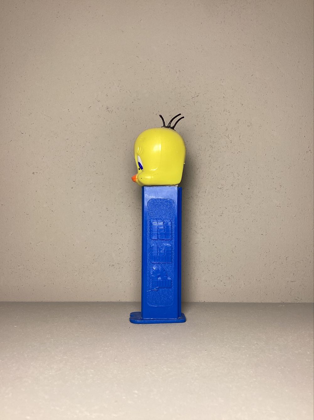 Looney Tunes -Tweety A - Looney Toons pez collectible - Main Image 4
