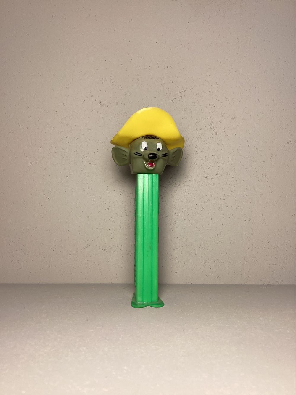 Mini Pez Knuckles In Cup Spain