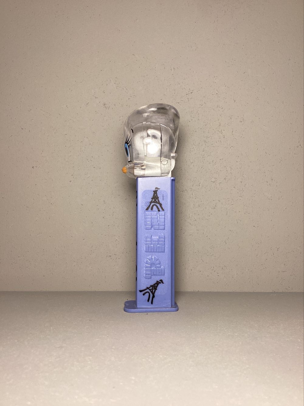 Looney Tunes-Tweety (2004) - Looney Tunes - Back In Action pez collectible - Main Image 4