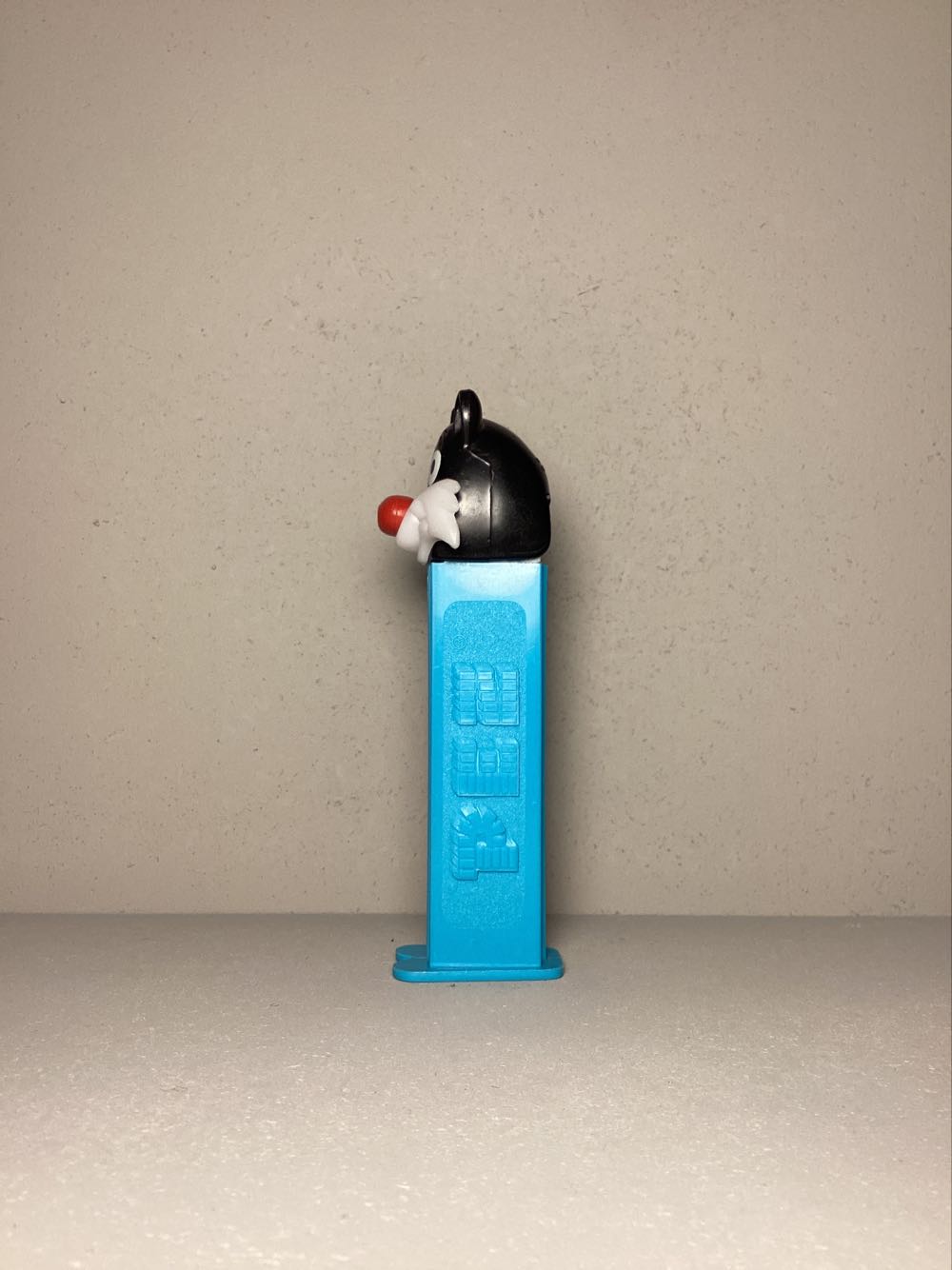 Looney Tunes-Sylvester B - Looney Toons pez collectible - Main Image 4