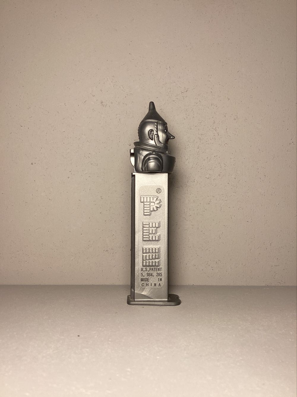 Wizard Of Oz - Tin Man - WIZARD OF OZ pez collectible - Main Image 2