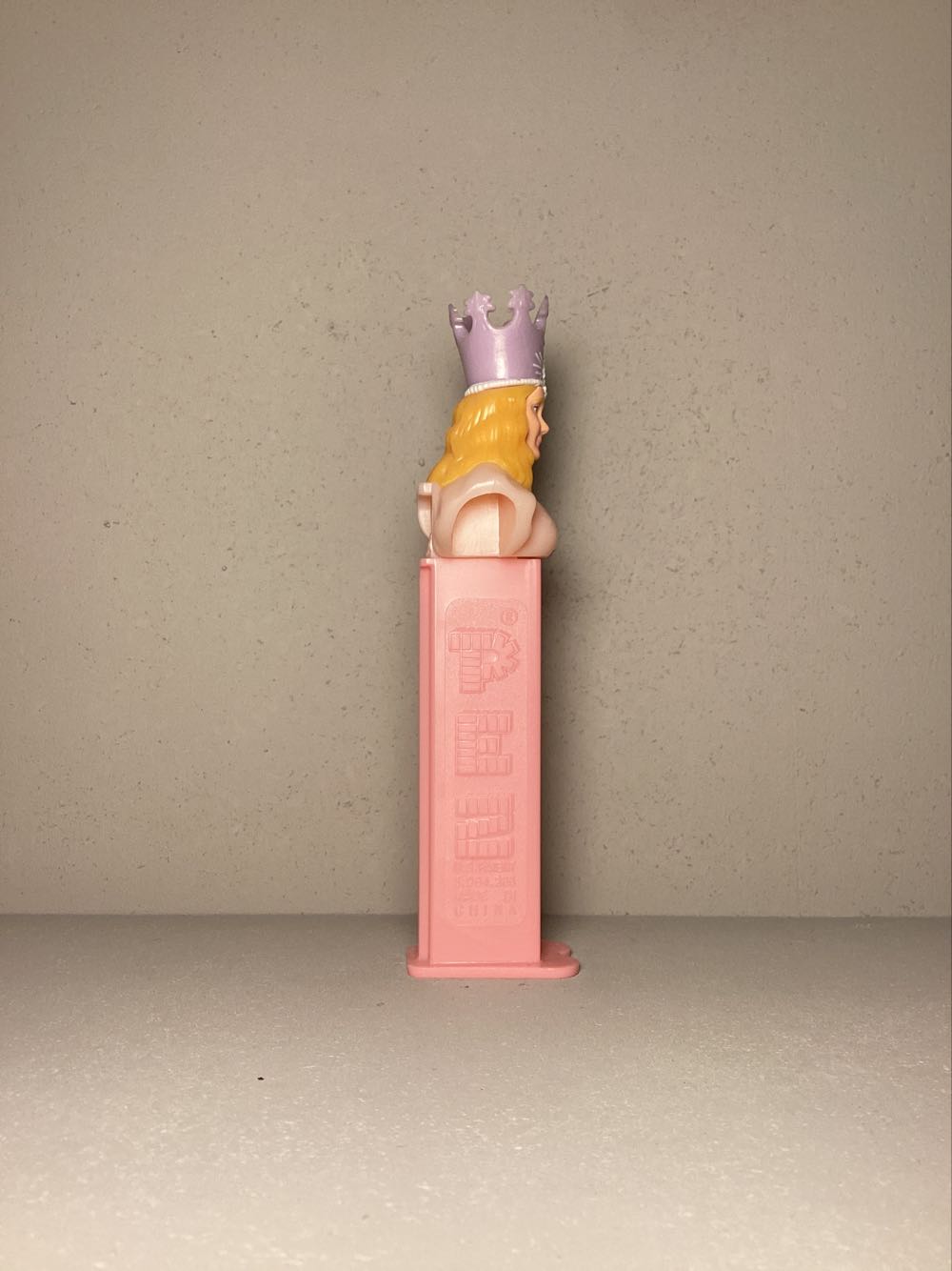 The Wizard Of Oz: Glinda the Good Witch - WIZARD OF OZ pez collectible - Main Image 2