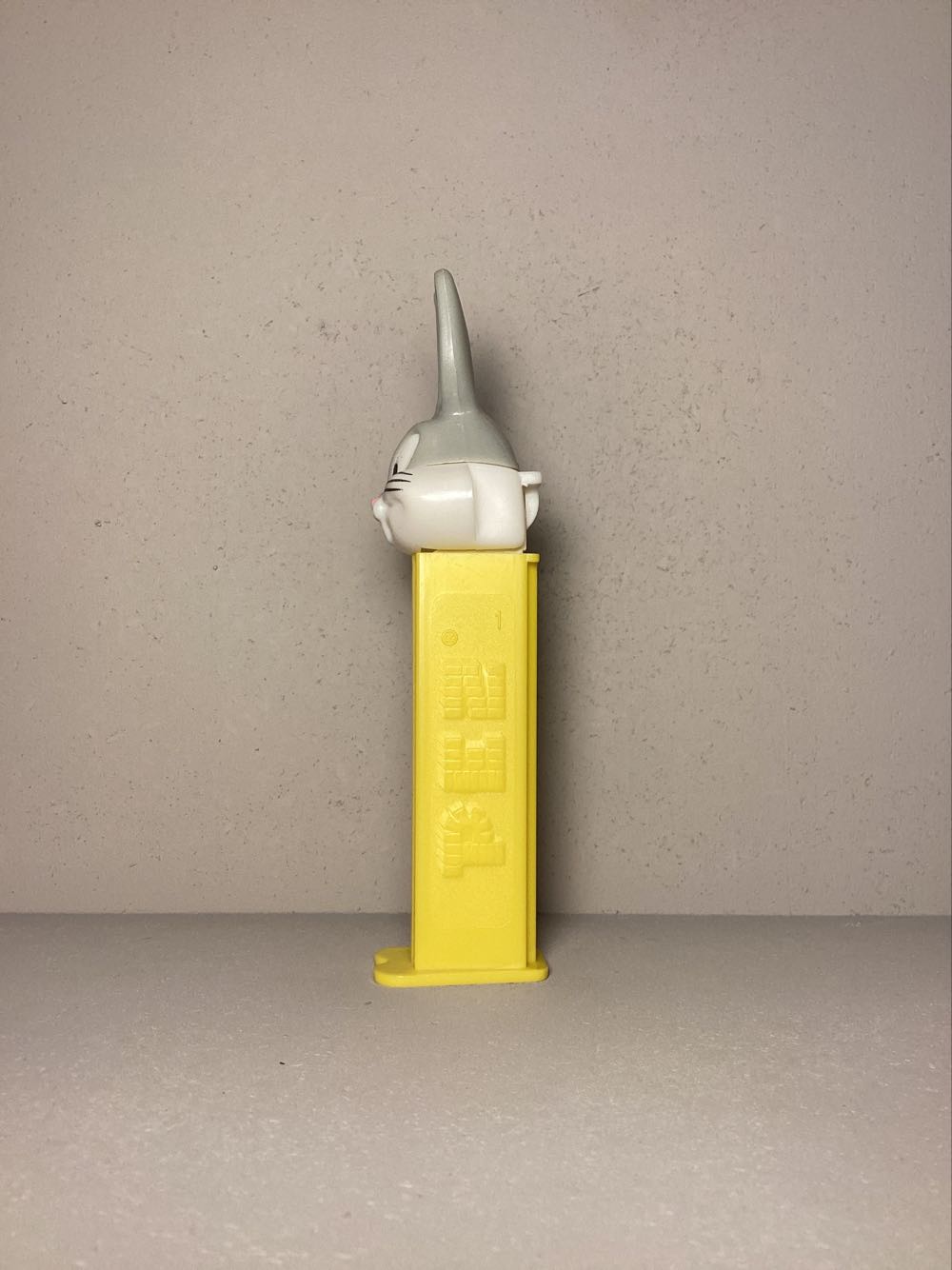 Looney Tunes-Bugs Bunny A - Looney Toons pez collectible - Main Image 4