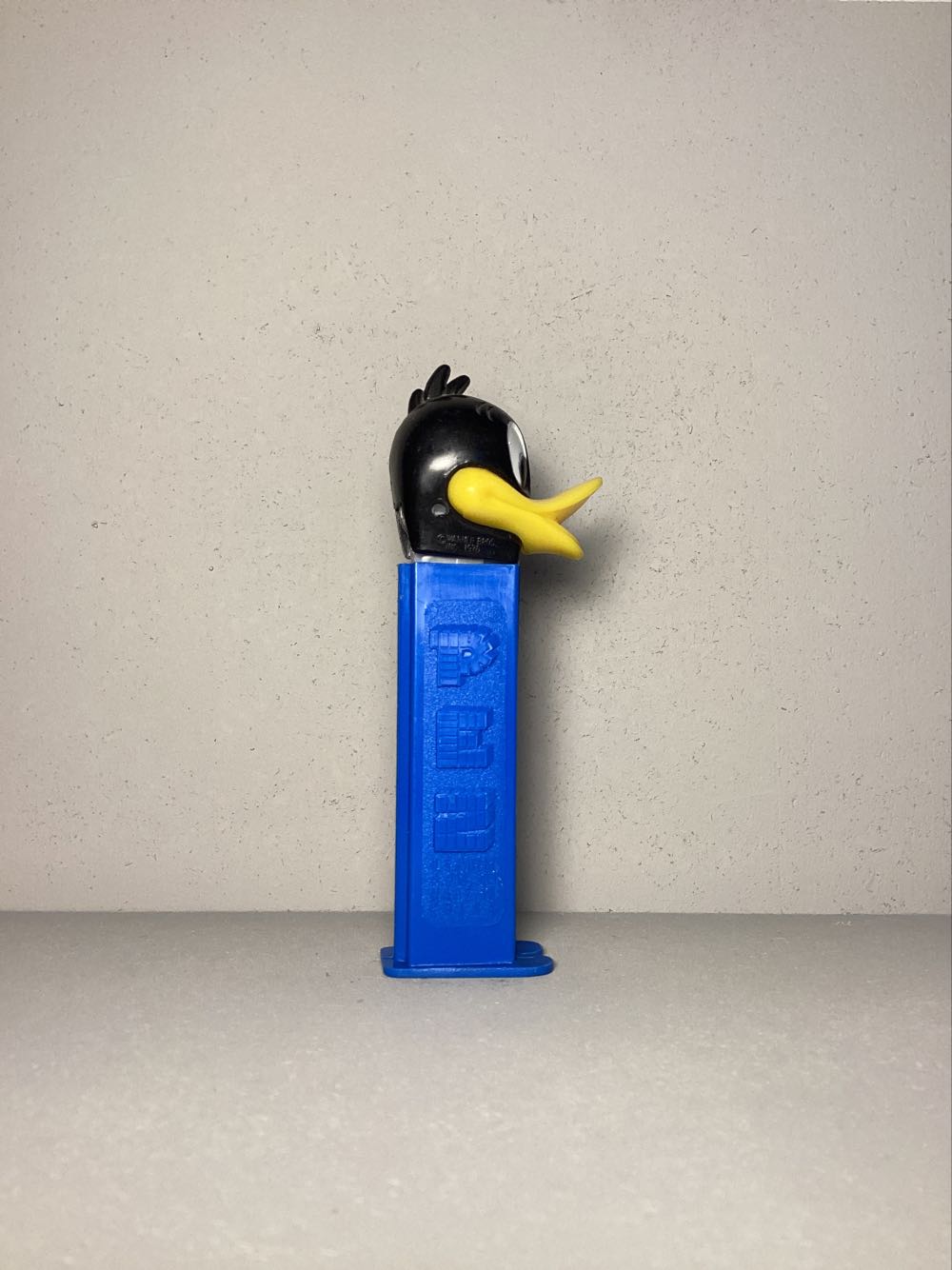 Looney Tunes-Daffy Duck B - Looney Toons pez collectible - Main Image 2