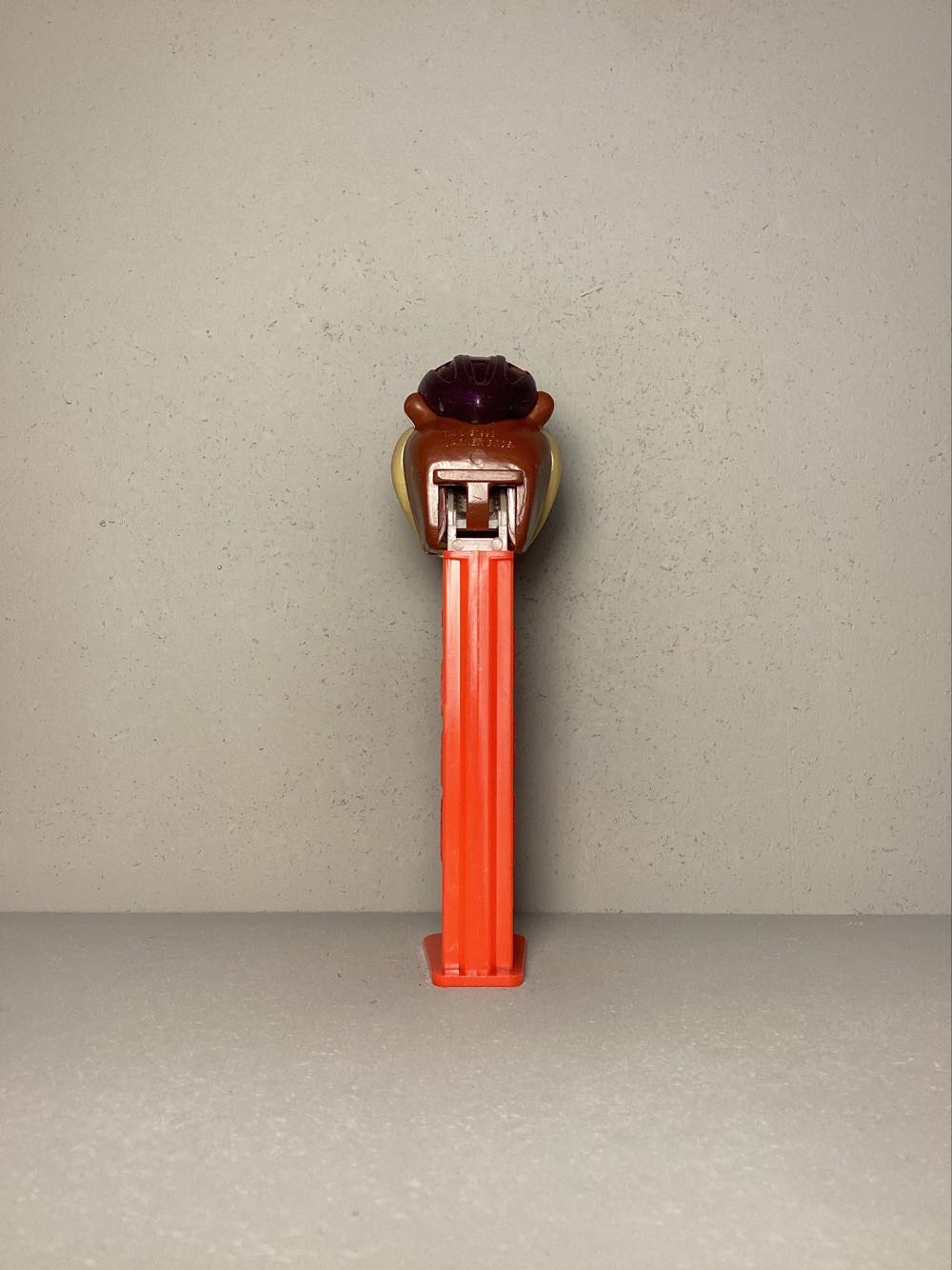 Cool-Looney Tunes - Cycling Taz with Brown Helmet - Cool Looney Toons pez collectible - Main Image 3