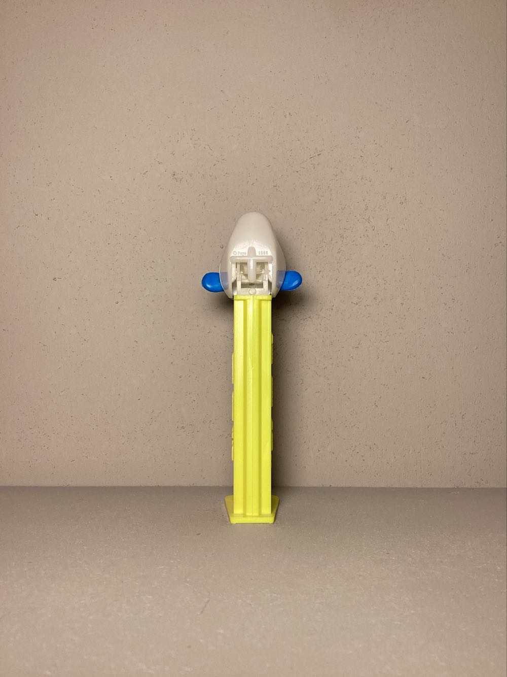 Smurf A - Smurfs pez collectible - Main Image 3