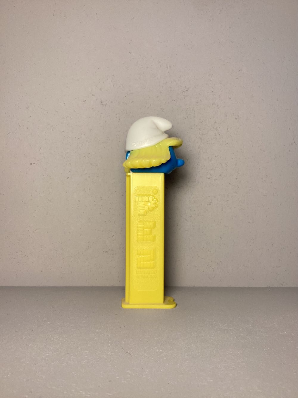 Smurfs: Smurfette A - Smurfs pez collectible - Main Image 2