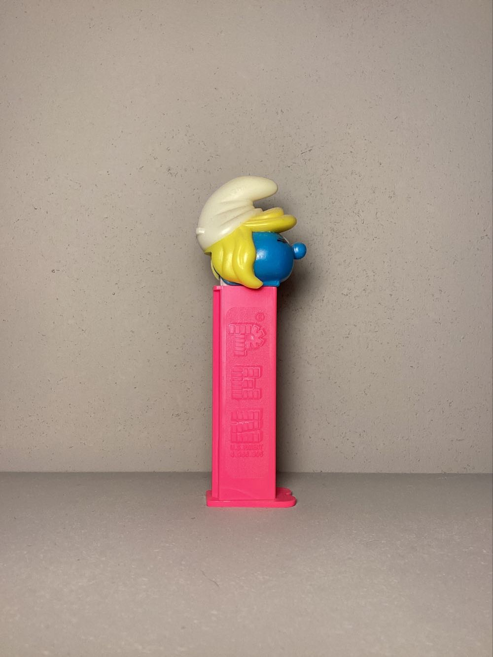 Smurfs - Smurfette B - Smurfs pez collectible - Main Image 2