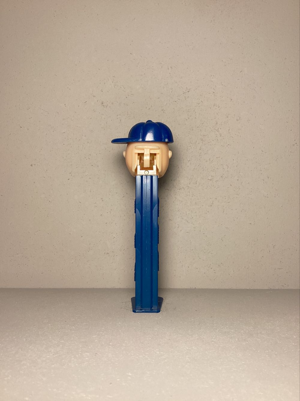 Peanuts - Charlie Brown A - PEANUTS pez collectible - Main Image 3