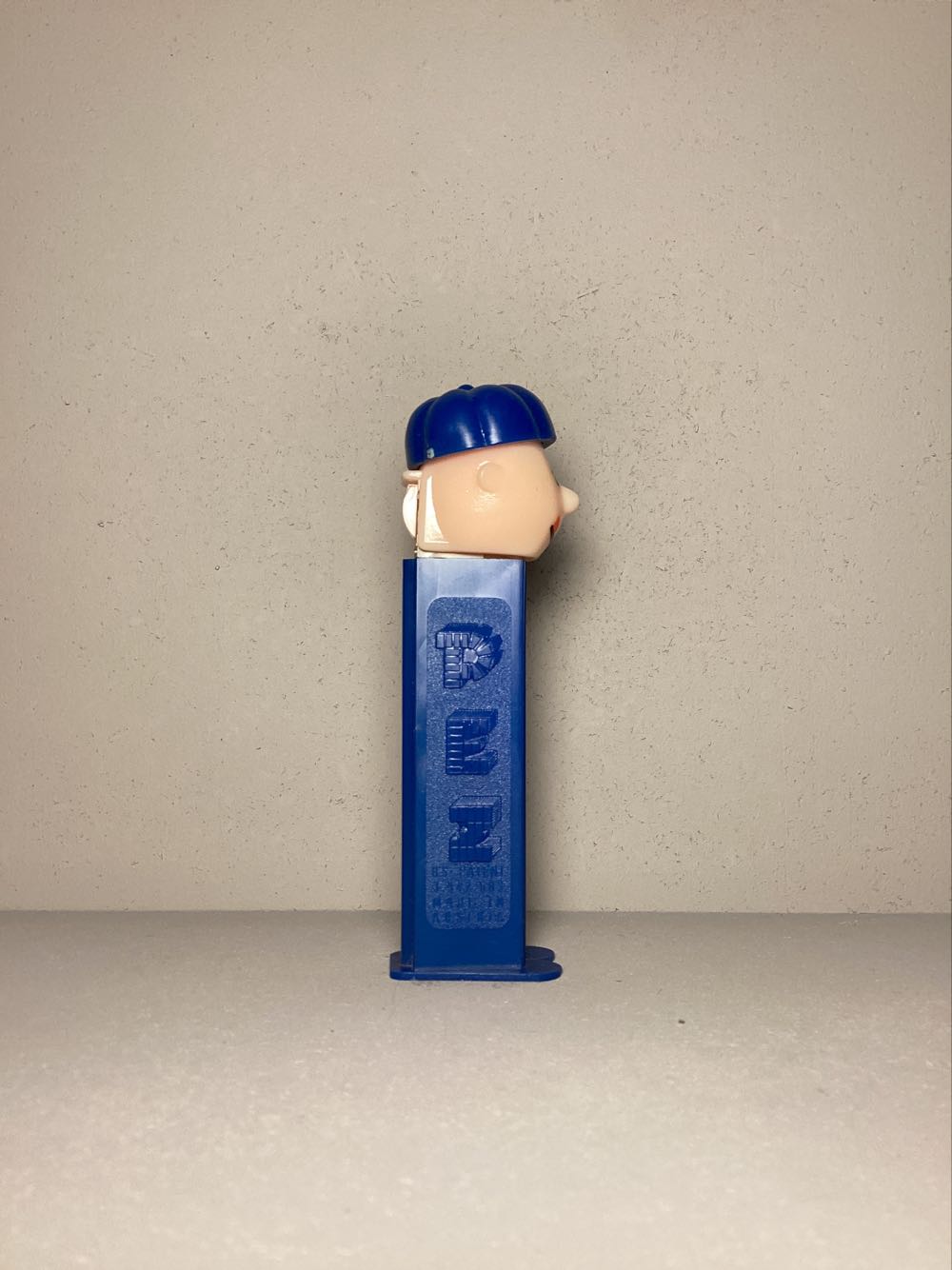 Peanuts - Charlie Brown A - PEANUTS pez collectible - Main Image 2