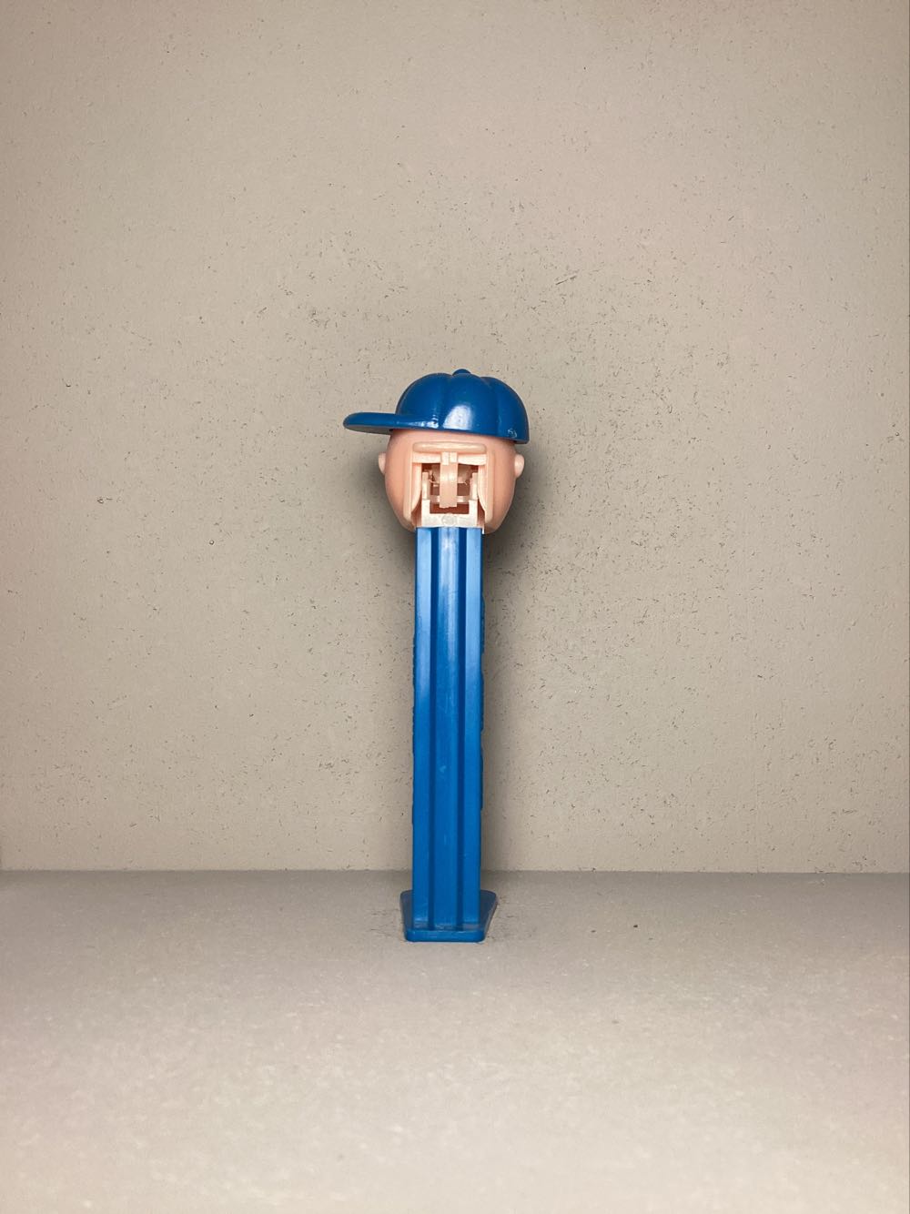 Peanuts - Charlie Brown A - PEANUTS pez collectible - Main Image 3