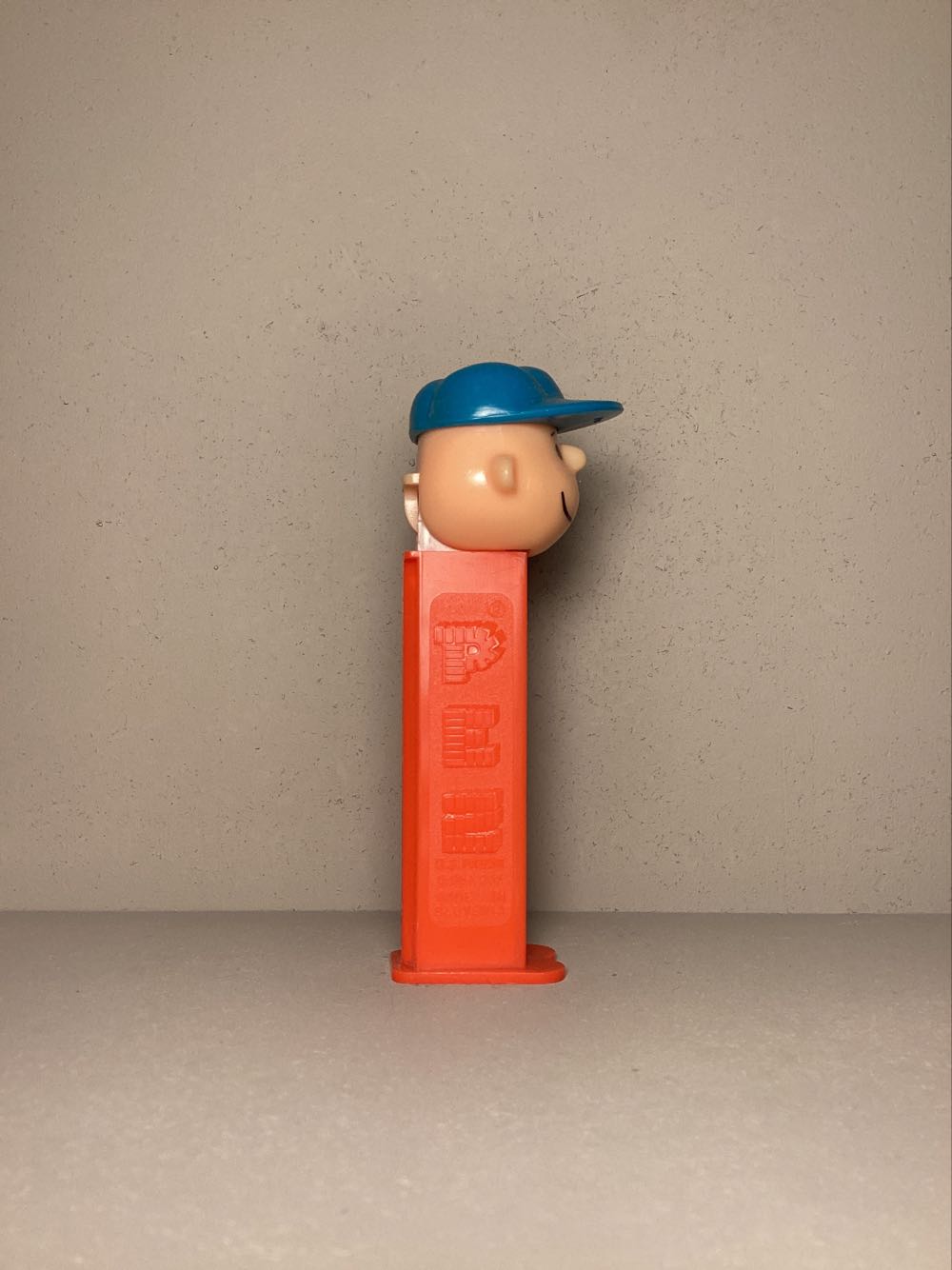 Peanuts - Charlie Brown B - PEANUTS pez collectible - Main Image 2