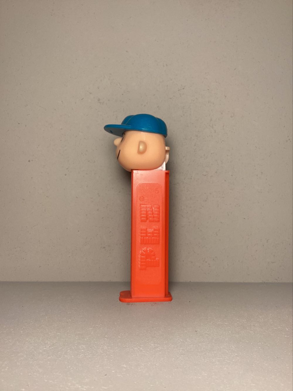 Peanuts - Charlie Brown B - PEANUTS pez collectible - Main Image 4