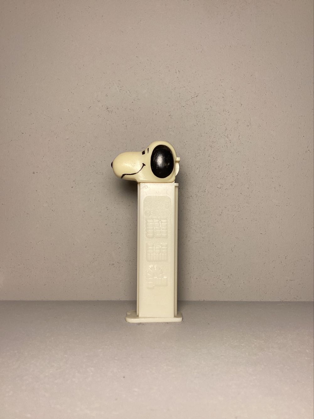 Peanuts - Snoopy A - PEANUTS pez collectible - Main Image 4