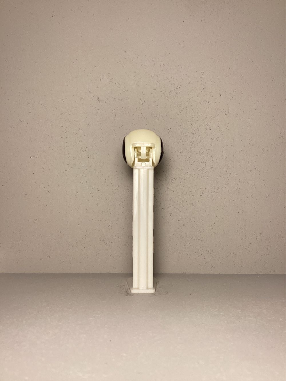 Peanuts - Snoopy A - PEANUTS pez collectible - Main Image 3