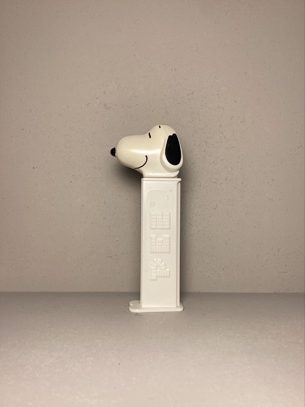 Peanuts - Snoopy B - PEANUTS pez collectible - Main Image 4