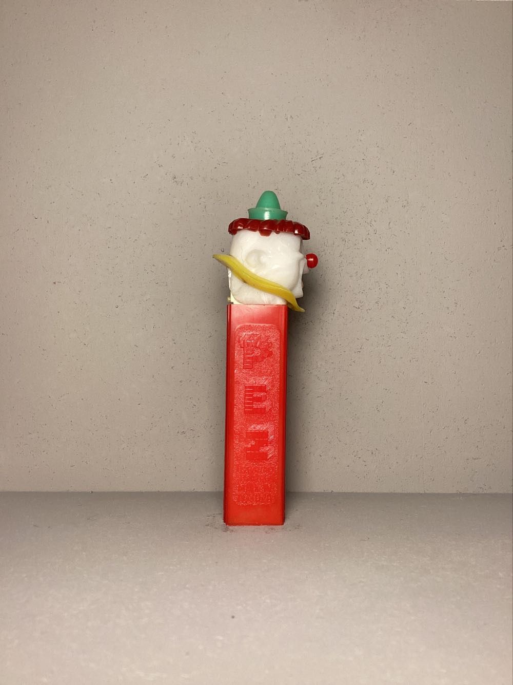 Circus- Clown with Collar - Circus pez collectible - Main Image 2