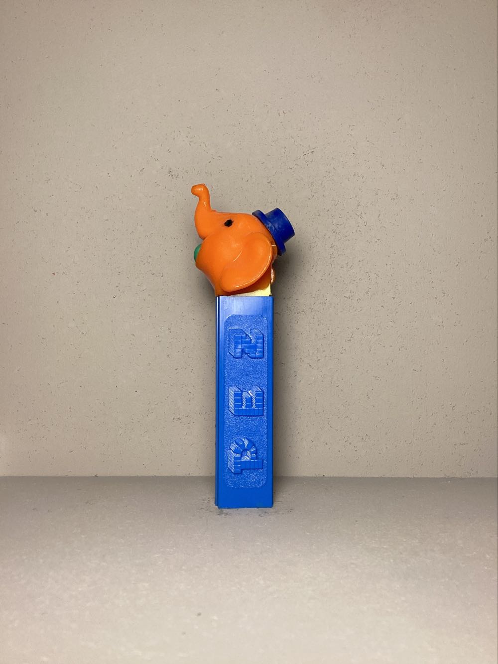 Circus- Elephant, Big Top - Circus pez collectible - Main Image 4