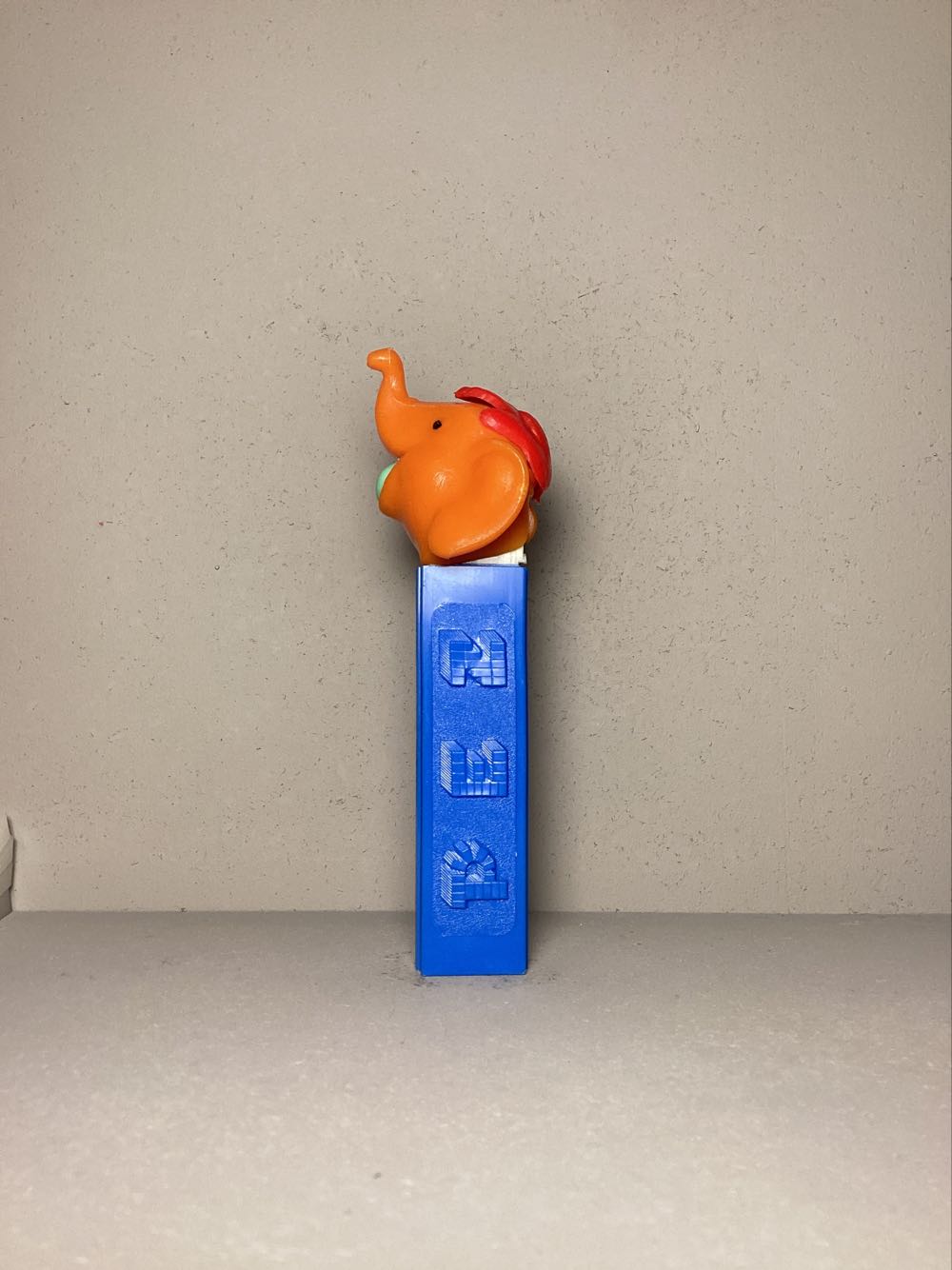 Circus- Elephant, With Hair - Circus pez collectible - Main Image 4