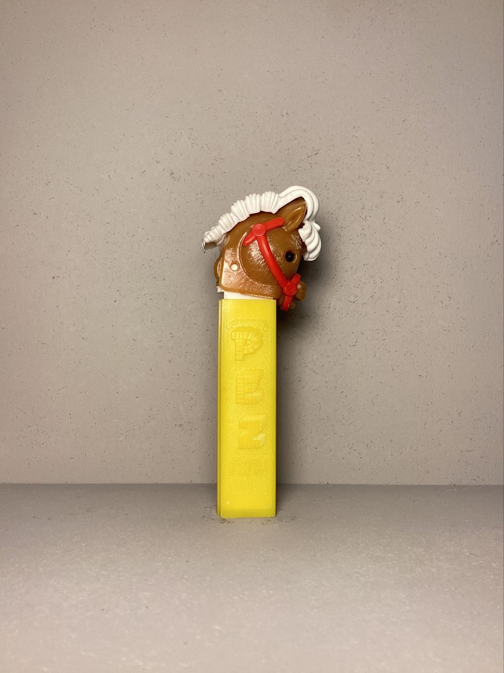 Circus- Pony Go Round - Circus pez collectible - Main Image 2