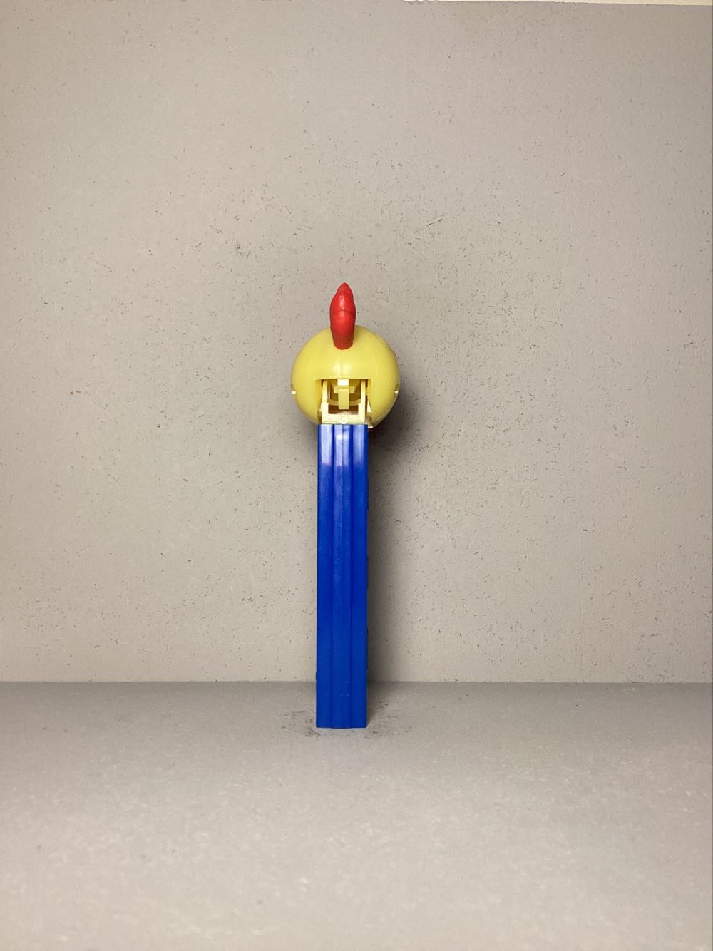 Kooky Zoo- Cockatoo - Kooky Zoo pez collectible - Main Image 3