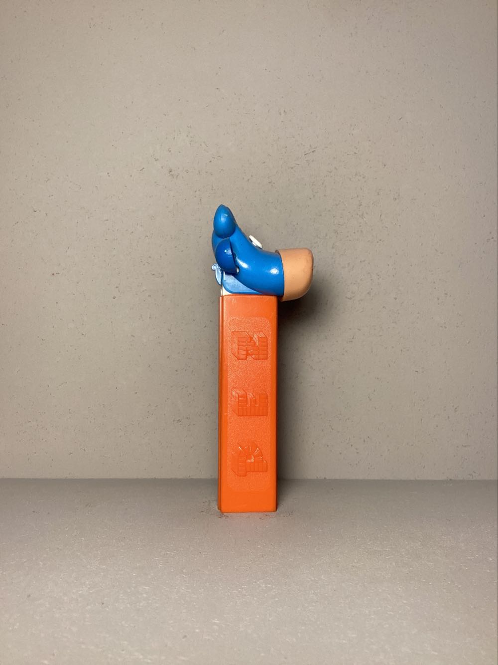 Kooky Zoo- Cow B - Kooky Zoo pez collectible - Main Image 2