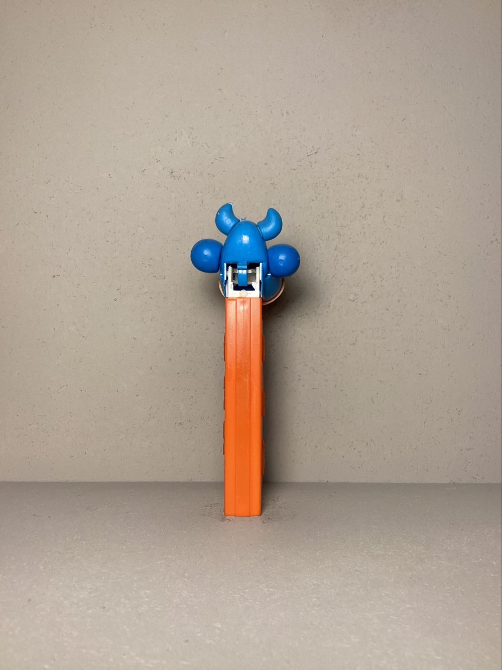 Kooky Zoo- Cow B - Kooky Zoo pez collectible - Main Image 3
