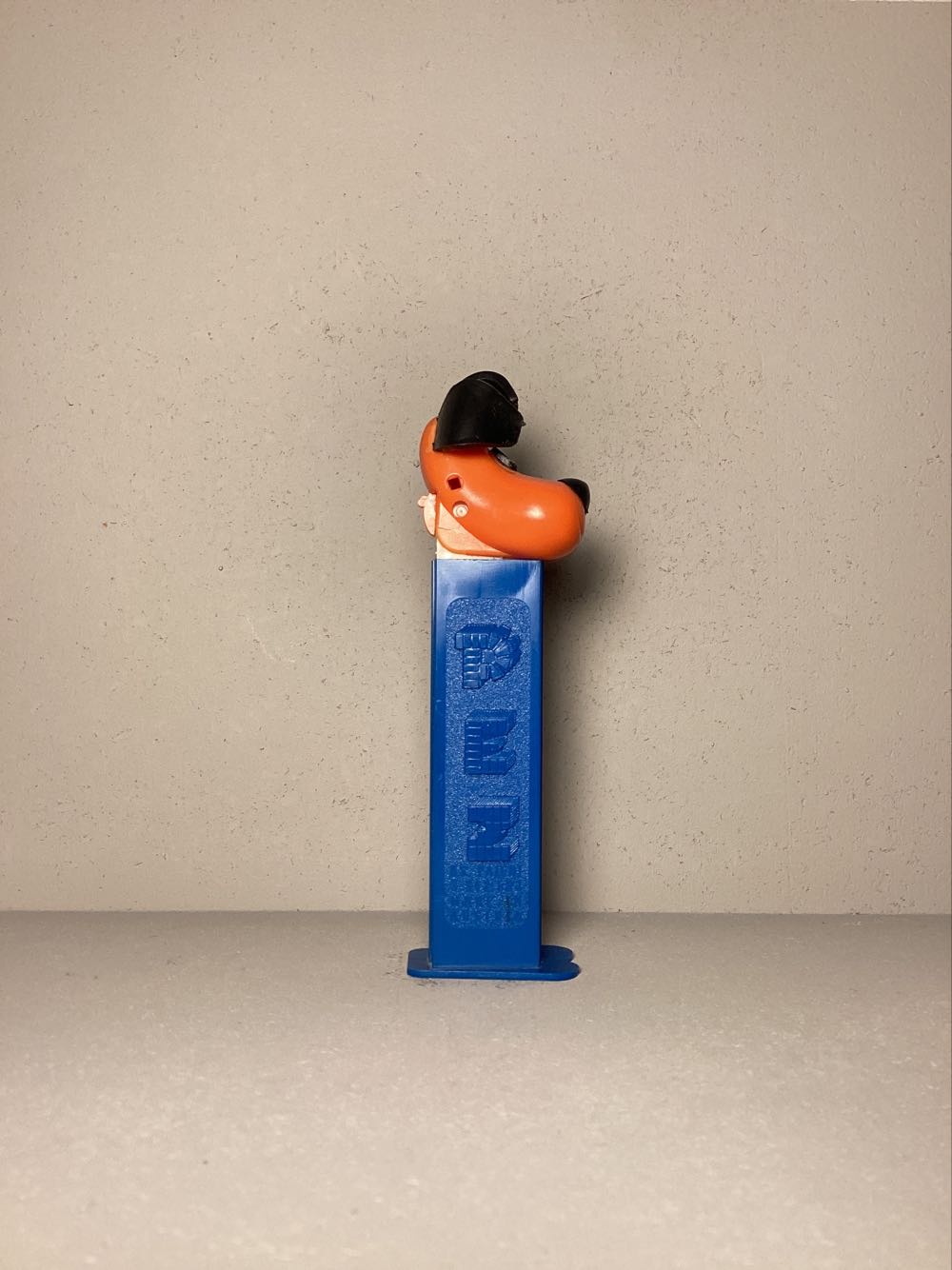 Kooky Zoo- Dog (Yappy Dog) - Kooky Zoo pez collectible - Main Image 2