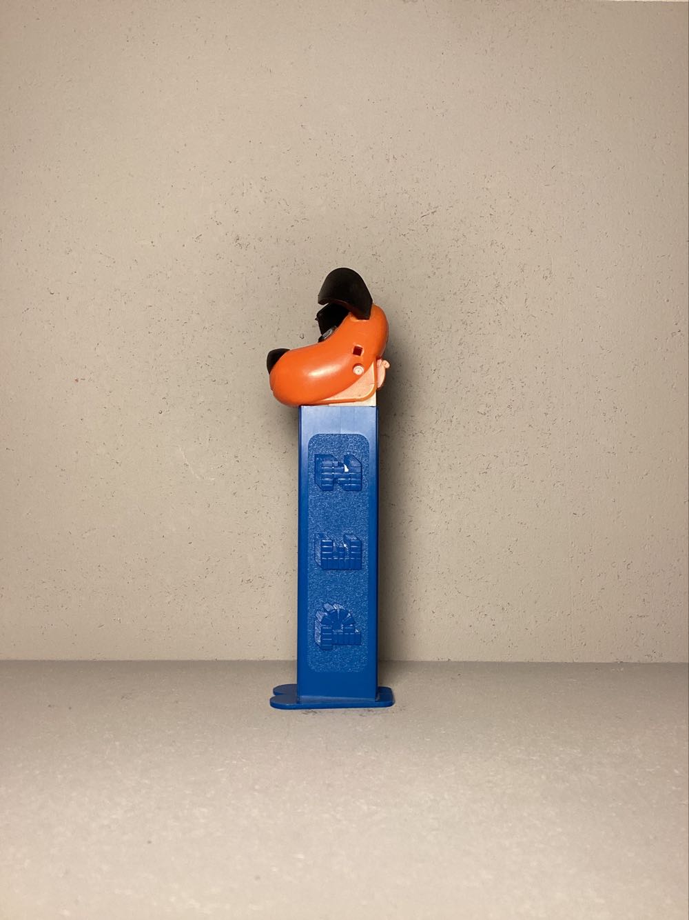 Kooky Zoo- Dog (Yappy Dog) - Kooky Zoo pez collectible - Main Image 4