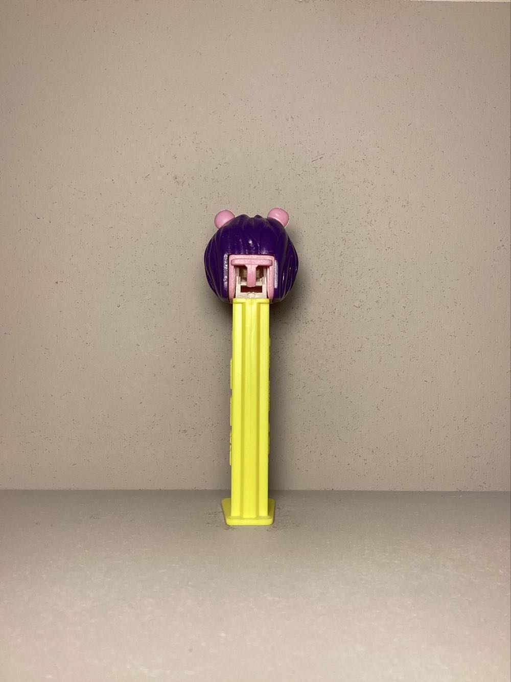 Kooky Zoo Lion Remake  - Kooky Zoo pez collectible - Main Image 3