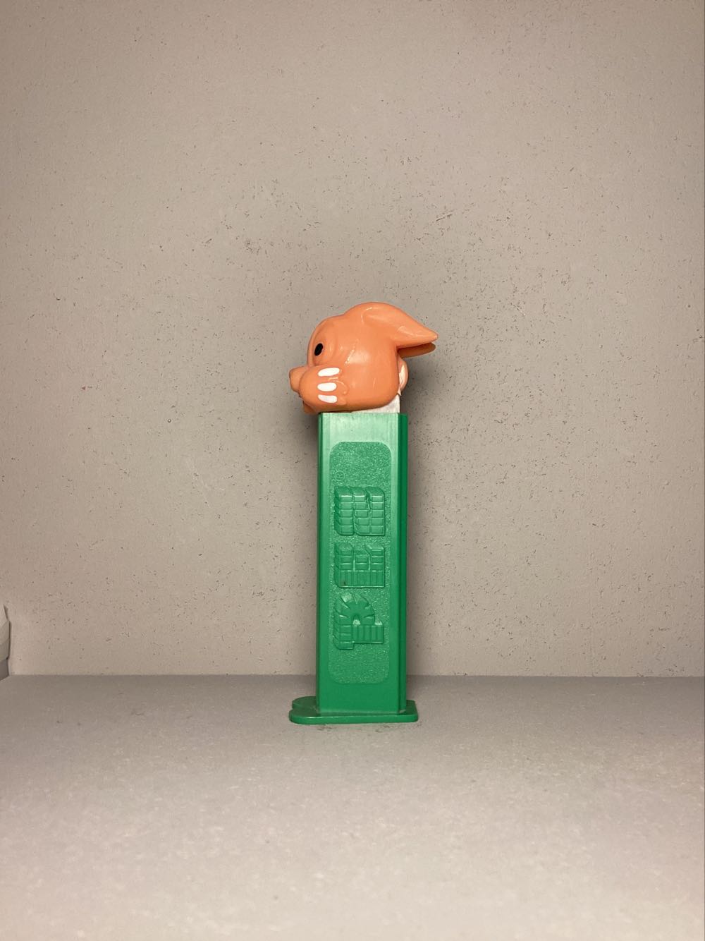 Kooky Zoo- Rabbit (Thumper without Copyright) - Kooky Zoo pez collectible - Main Image 4