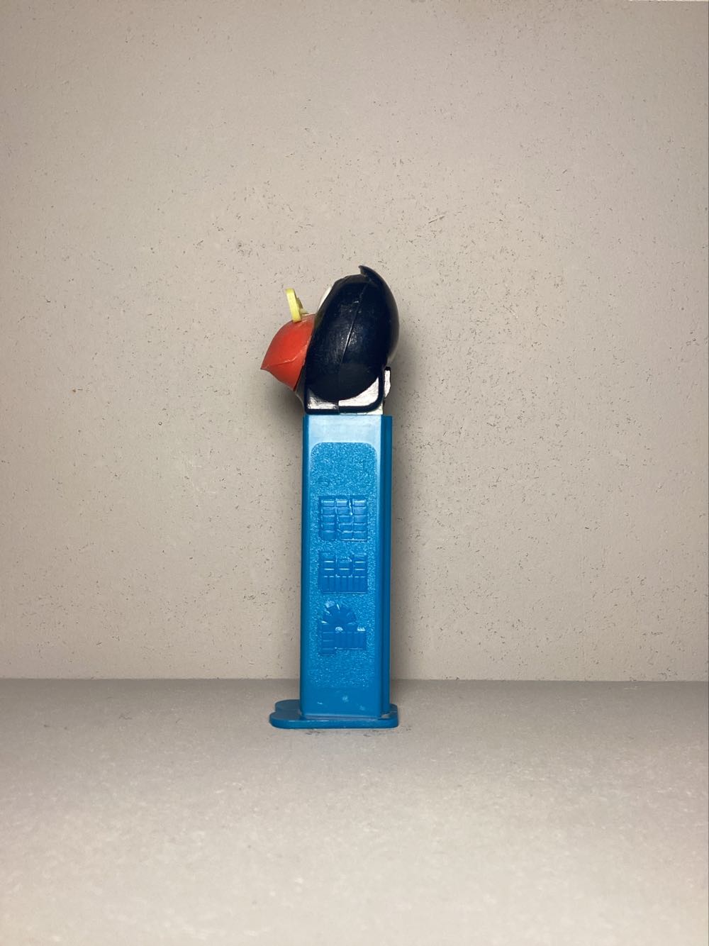 Kooky Zoo- Raven, Short Beak - Kooky Zoo pez collectible - Main Image 4