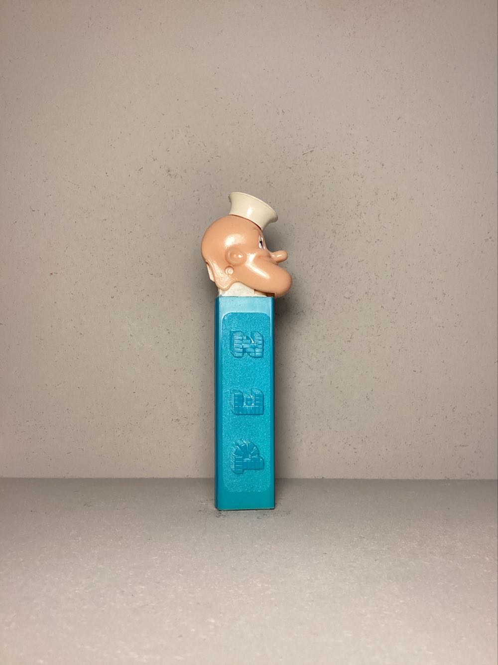 Popeye- Popeye C, with Pipe - Licenced Characters pez collectible - Main Image 2