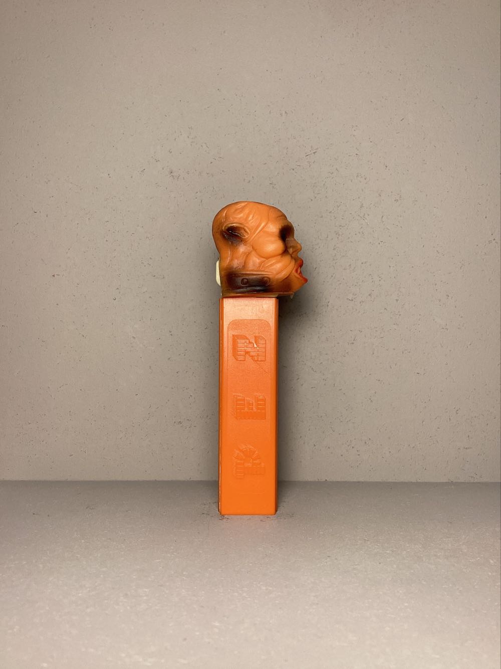 Eerie Spectres- Diabolic - Eerie Spectre pez collectible - Main Image 2
