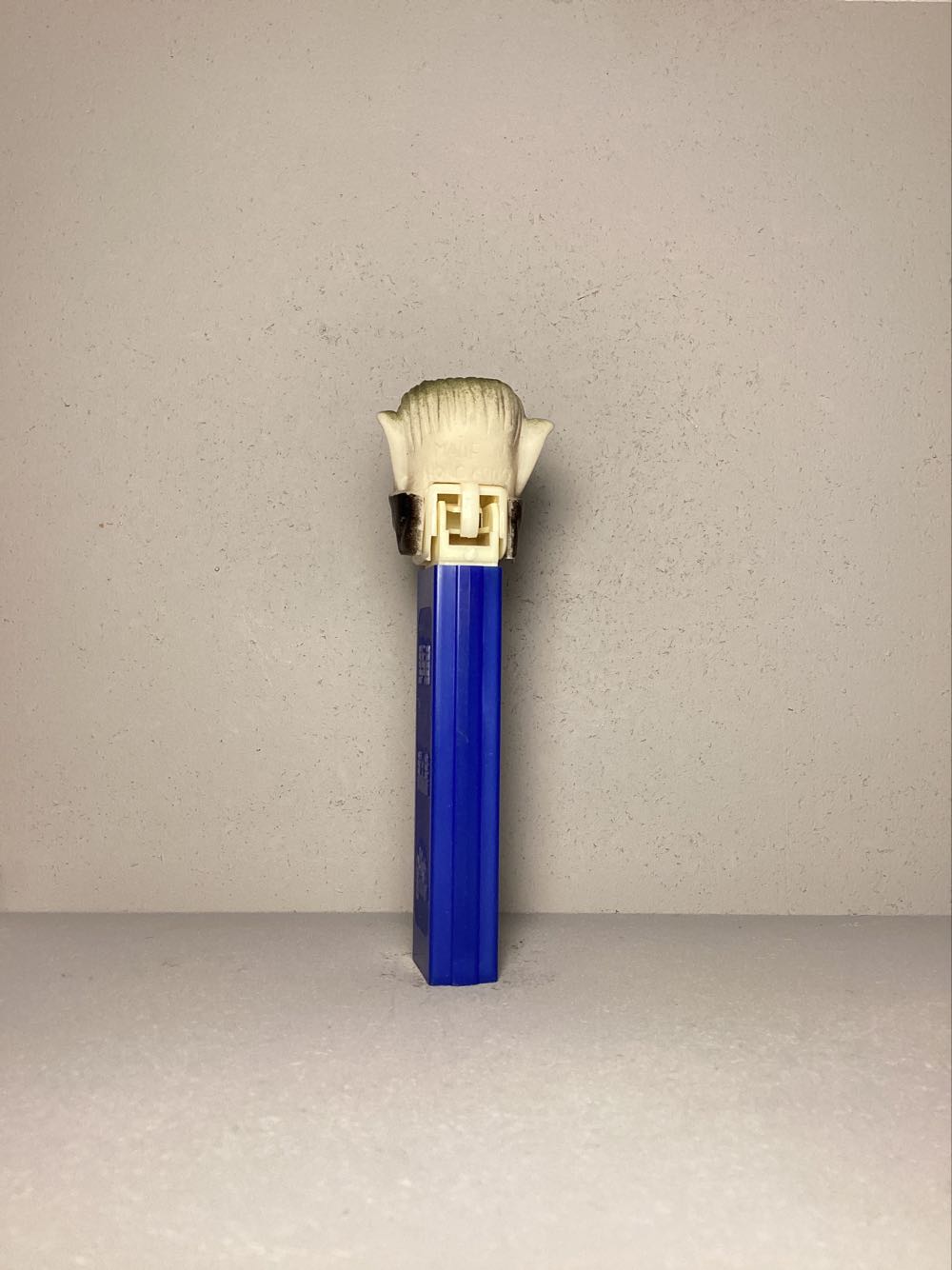 Eerie Spectres- Vamp - Eerie Spectre pez collectible - Main Image 3