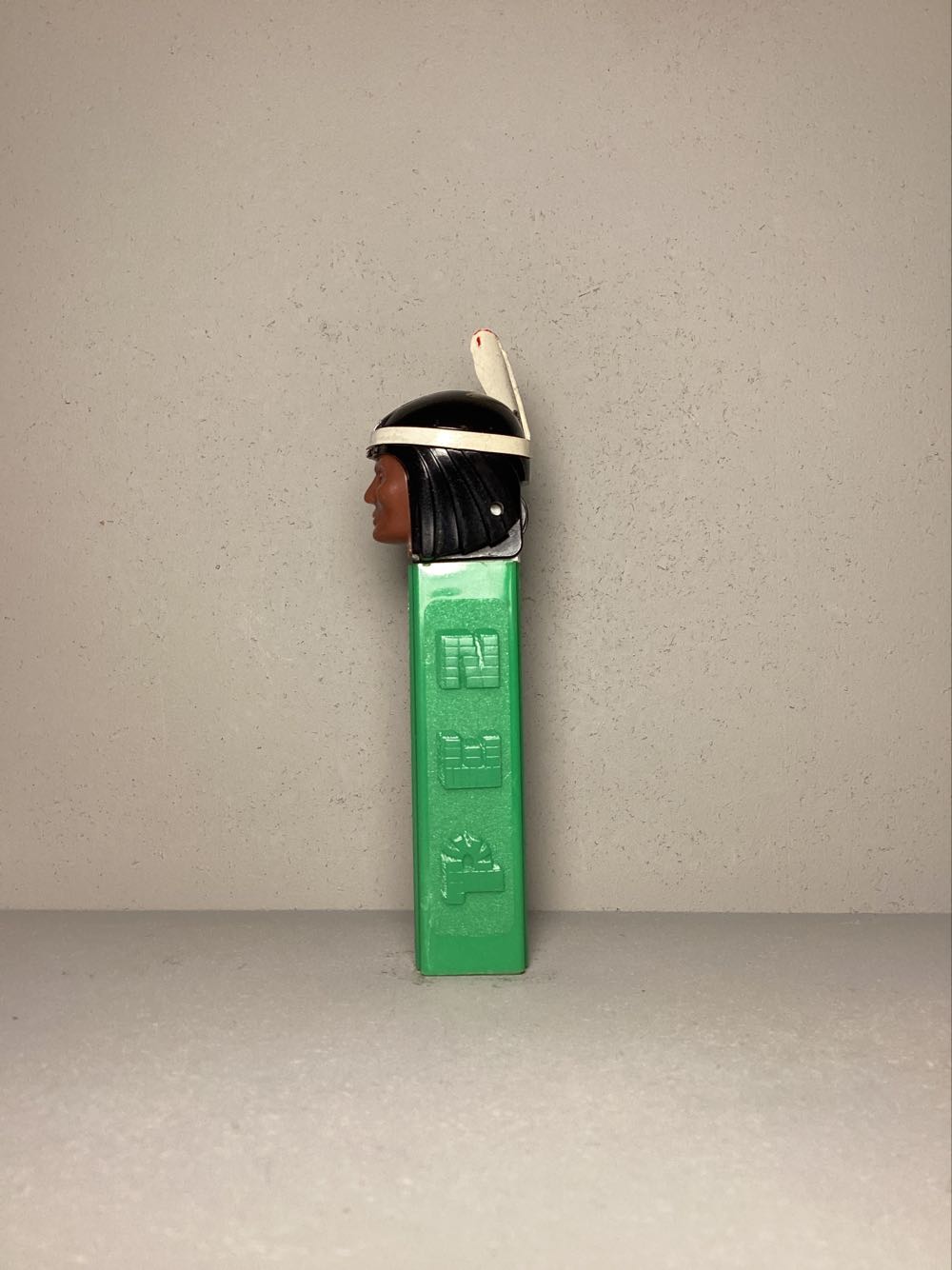 Bicentennial - Indian Brave - Humans pez collectible - Main Image 4