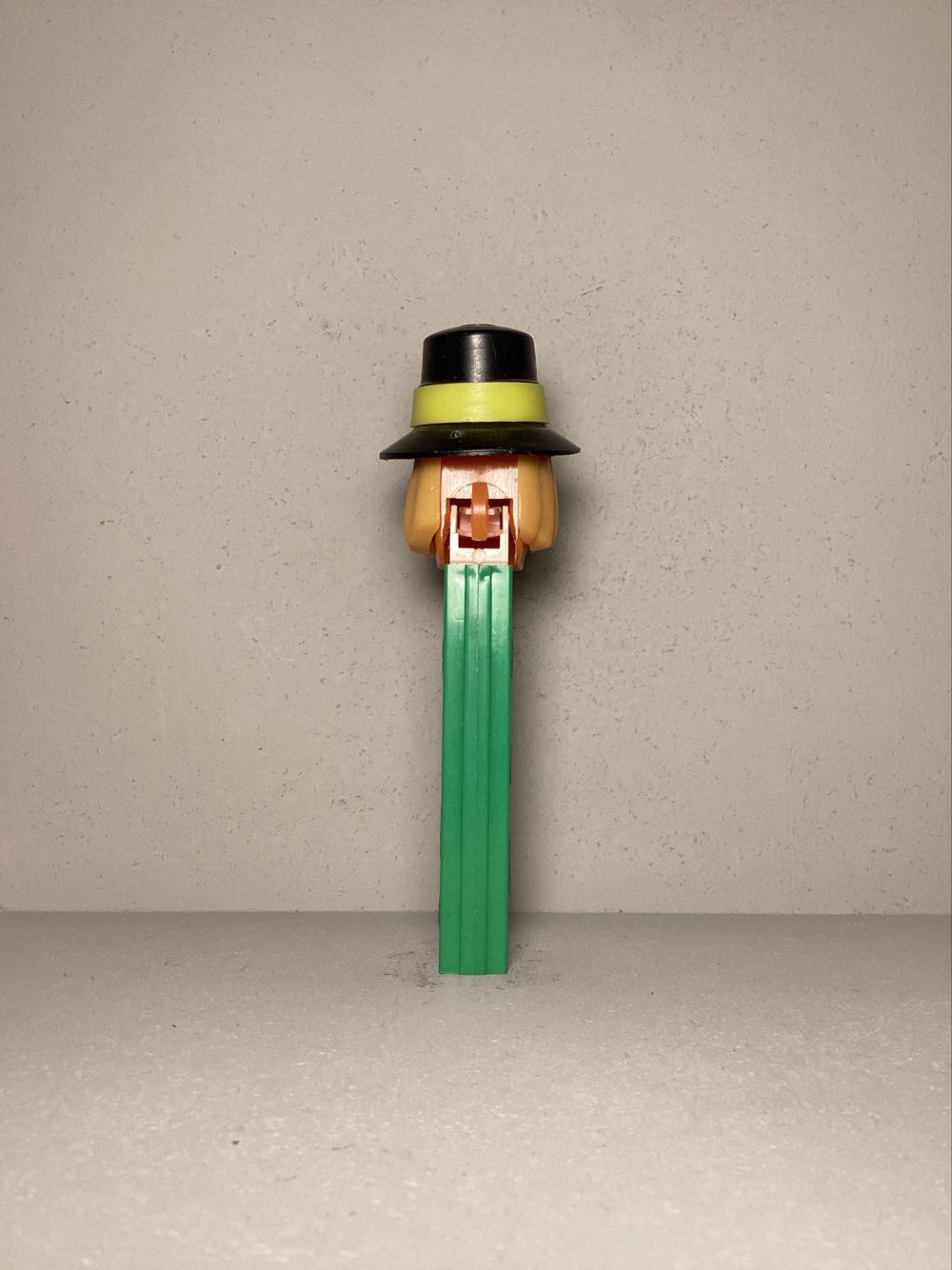Bicentennial - Pilgrim - Humans pez collectible - Main Image 3