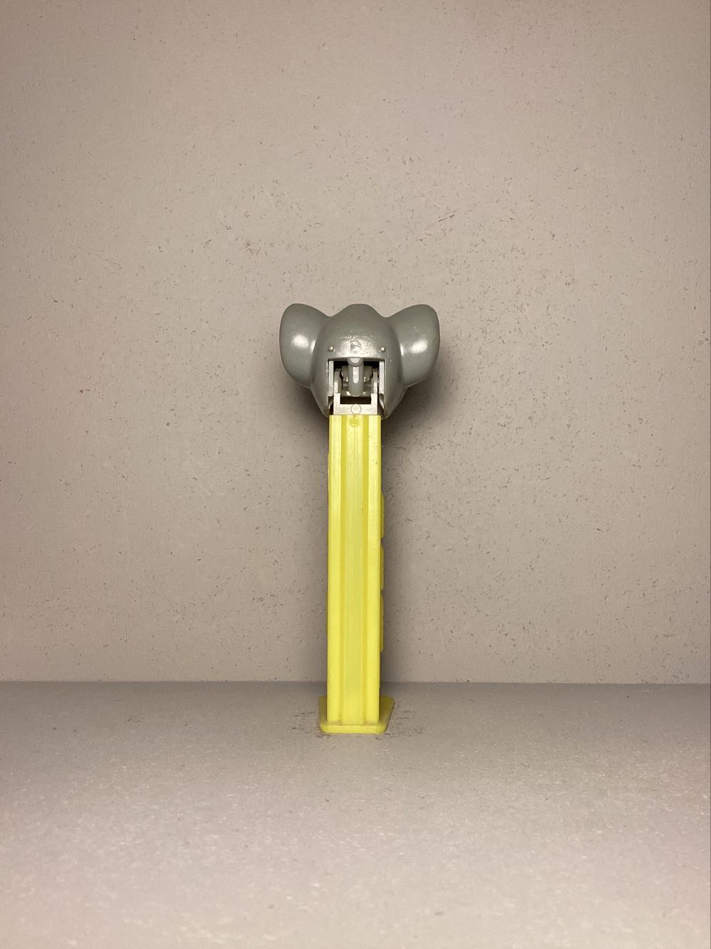 MGM - Tuffy C (Muscle Mouse) - MGM pez collectible - Main Image 3