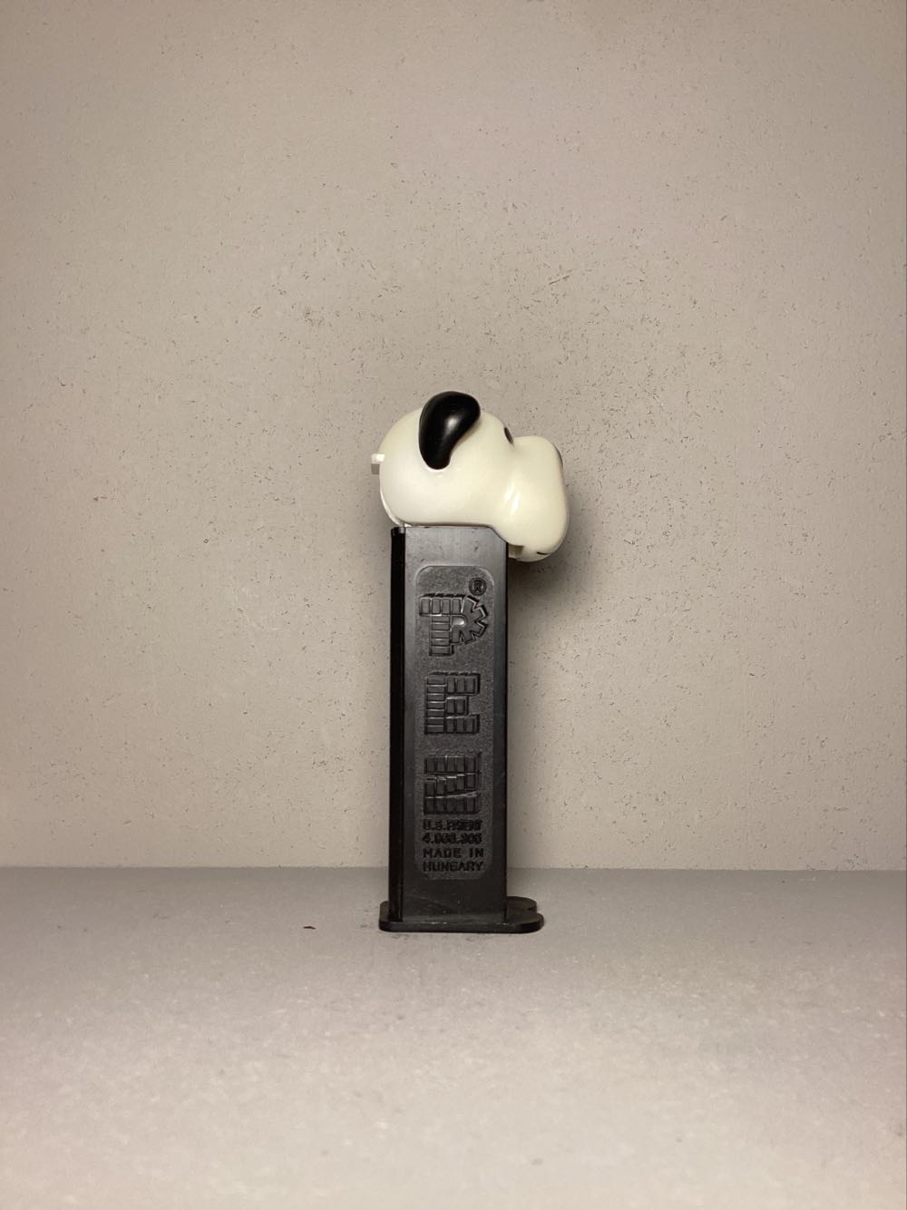 Hurricane Barky - BARKY BROWN pez collectible - Main Image 2