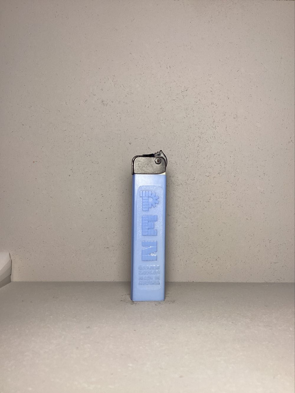 Regular A - REGULARS pez collectible - Main Image 4