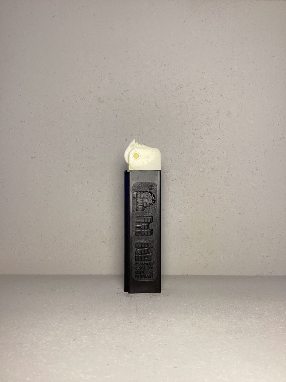 Regular- Retro - REGULARS pez collectible - Main Image 2